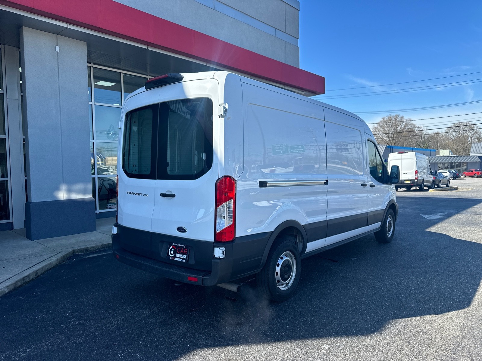 View vehicle photo 7