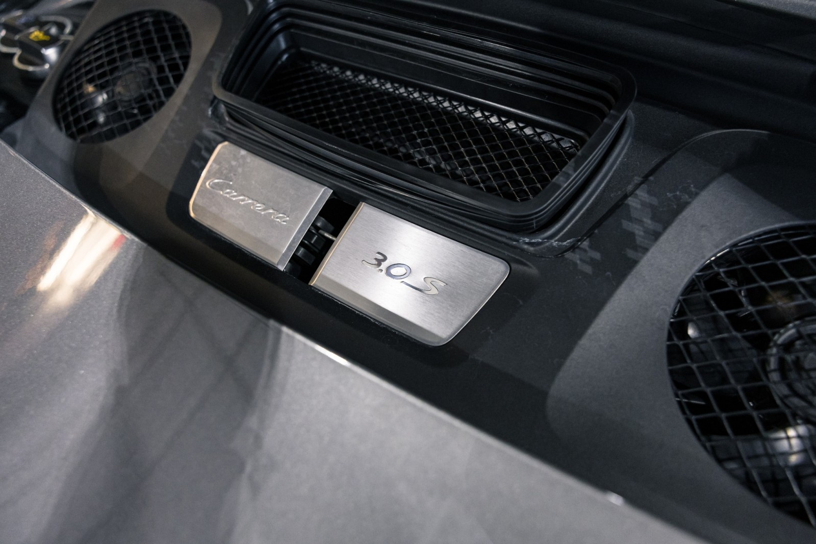 Used Car 2019 Porsche 911  Carrera S - Sport Chrono Package - Sport Exhaust - Bose Surround Sound For Sale Under $130,000 In Boerne, Texas