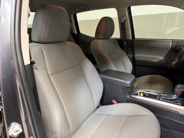 2022 Toyota Tacoma 4WD SR5 4WD V6 in , 