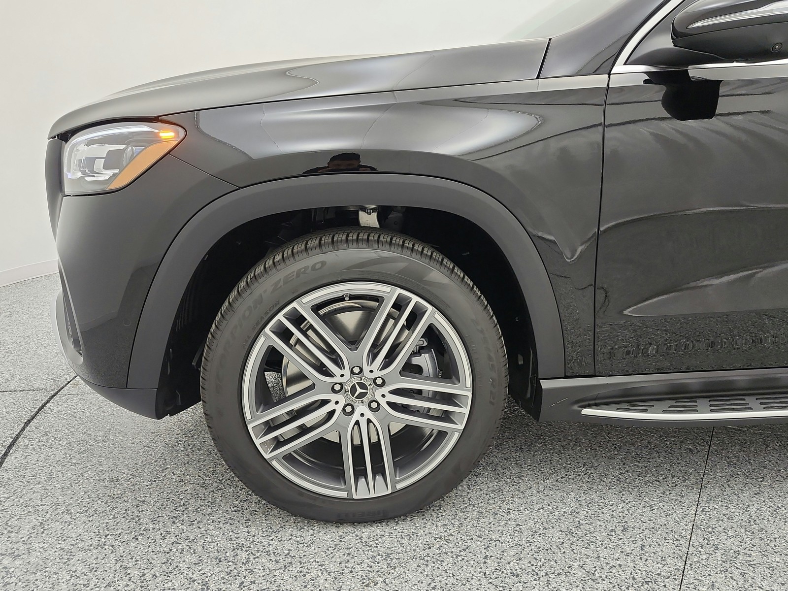 New 2026 Black Mercedes-Benz GLS 450 4MATIC® SUV image 13