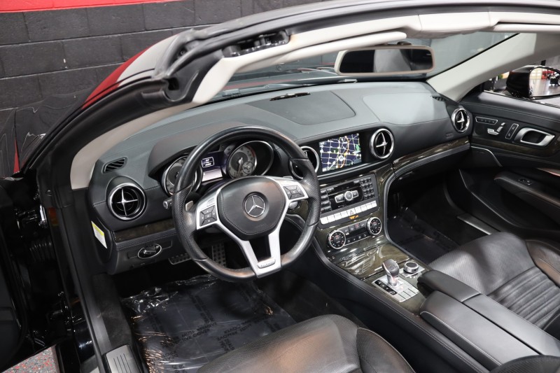 2013 Mercedes-Benz SL550 2dr Convertible in , 