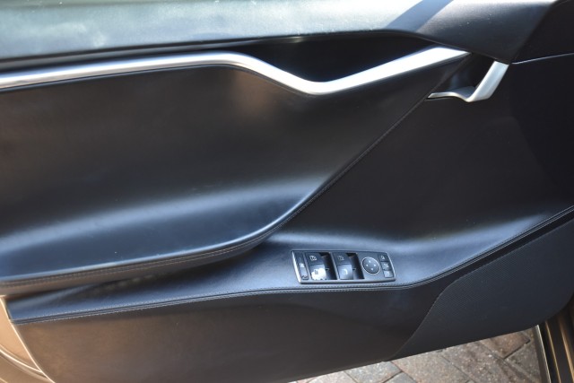 2016 Tesla Model S 70D Leather Sunroof Auto Pilot Smart Air Suspensio 27