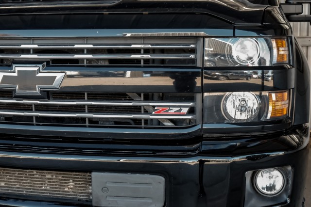 2018 Chevrolet Silverado 2500HD LTZ 43