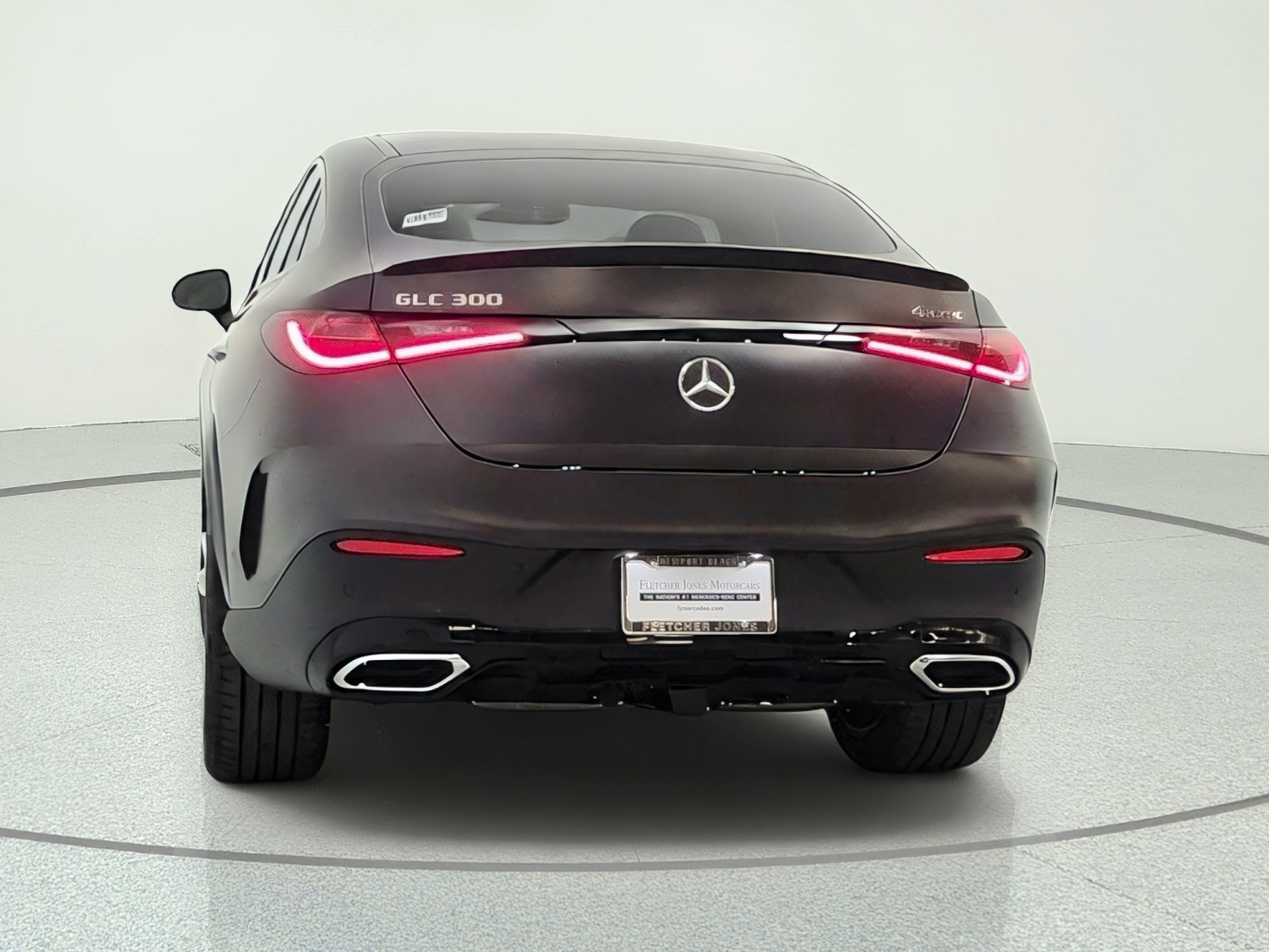 New 2026 MANUFAKTUR Graphite Grey Magno Mercedes-Benz GLC 300 4MATIC® Coupe image 6