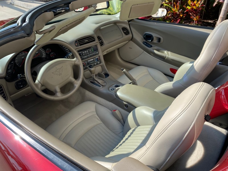 2003 Chevrolet Corvette 50TH CONVERTIBLE LOW MILES 6,742 in , 
