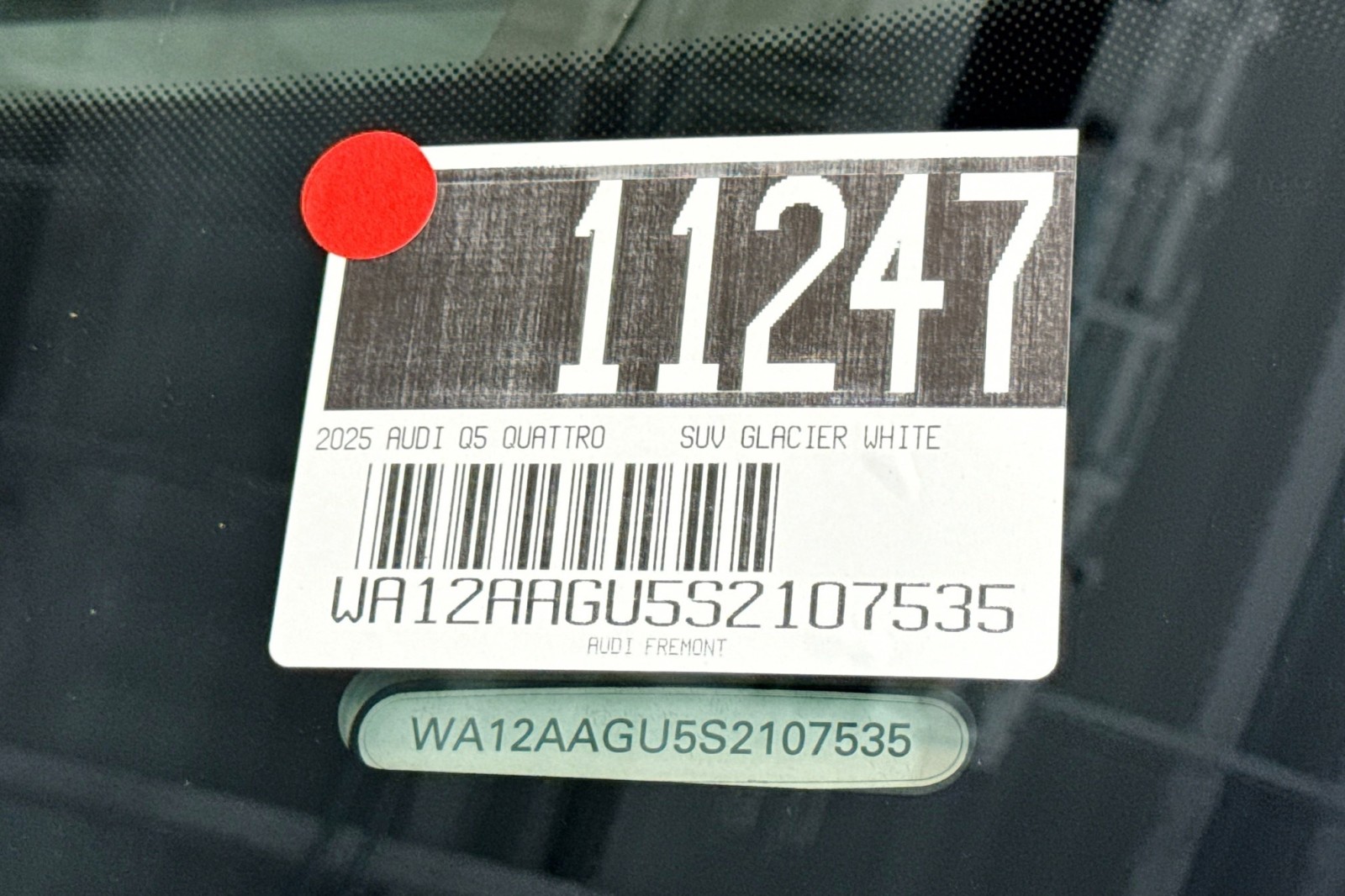 New 2025 Glacier White Metallic Audi Premium Plus 2.0 TFSI quattro image 29