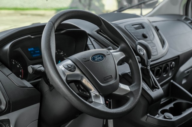 2019 Ford Transit Van  26