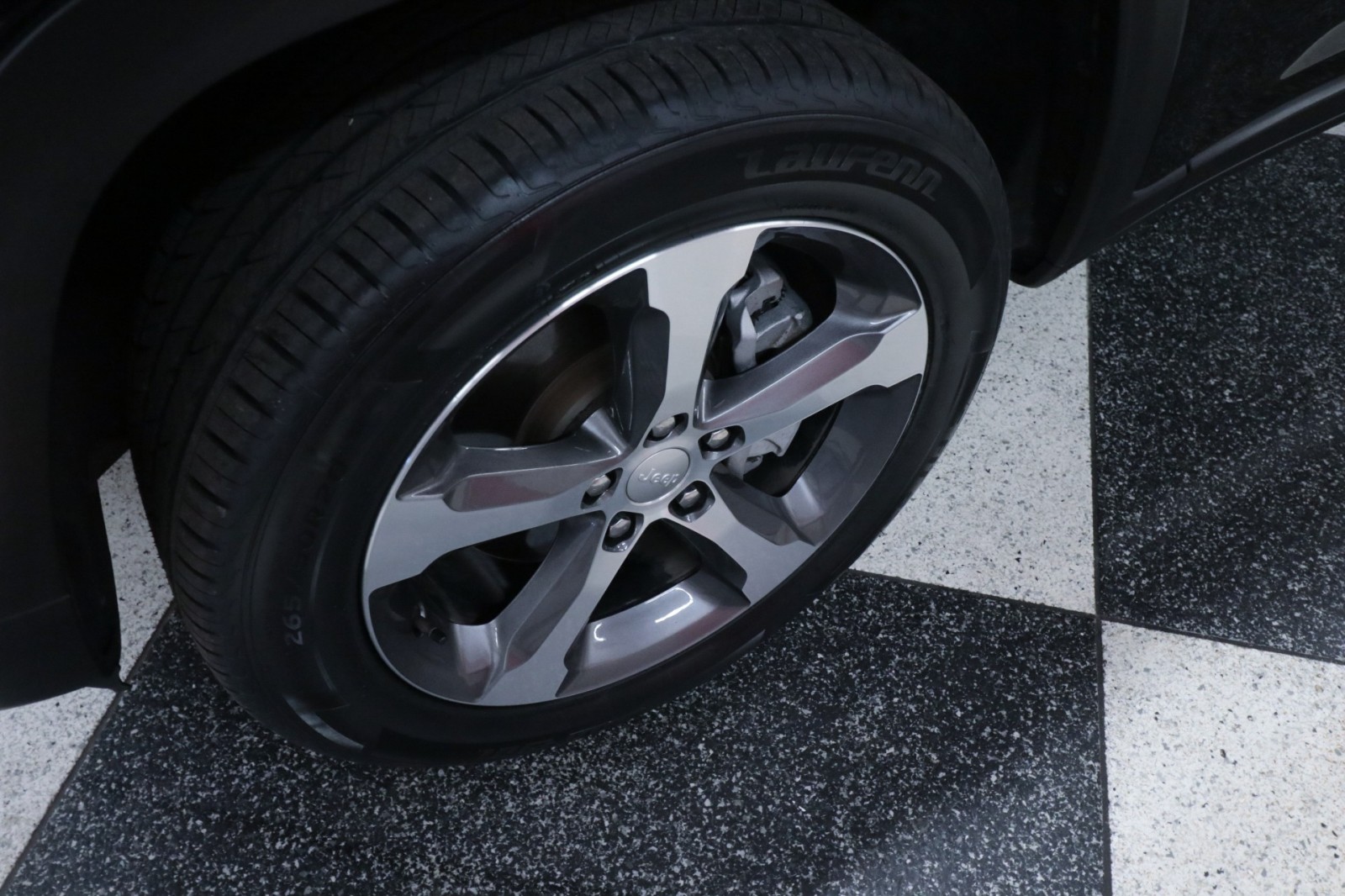 Used Car 2024 Jeep Grand Cherokee L  Limited For Sale Under $35,000 In Austin, Texas