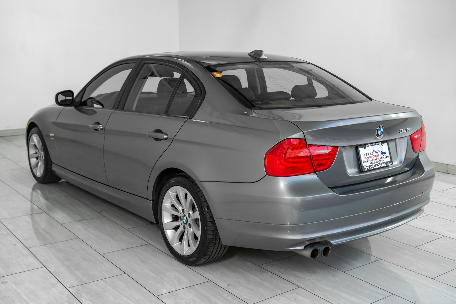 2011 BMW 328i xDrive AWD AUTOMATIC PREMIUM PKG SUNROOF LEATHER HEATED S 8