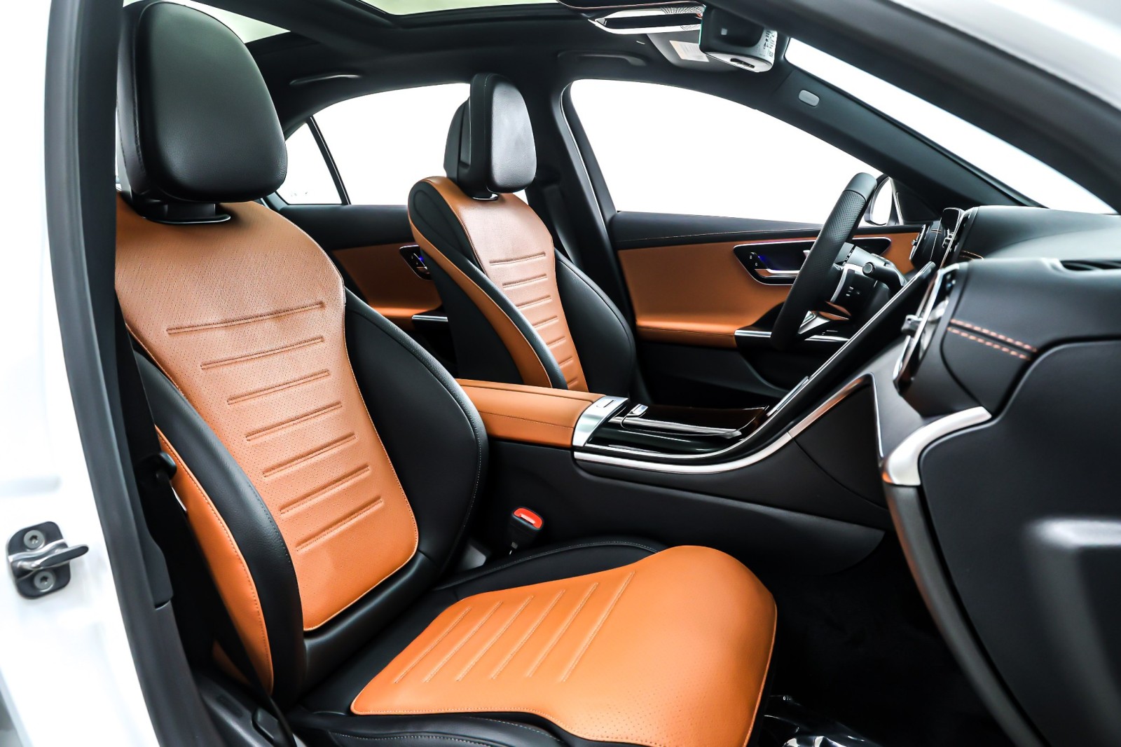 New 2026 Polar White Mercedes-Benz C 300 image 7