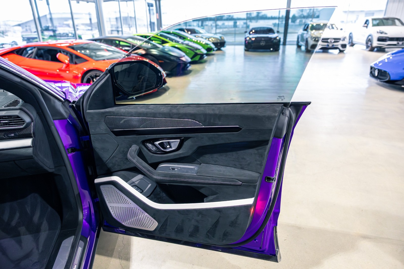 Used Car 2024 Lamborghini Urus  Performante - $336,363 Msrp - $13k Viola Pasifae - Full Exterior Carbon Fiber For Sale Under $320,000 In Boerne, Texas