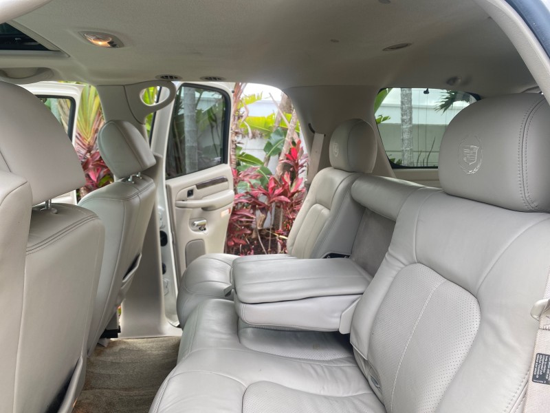 2002 Cadillac Escalade LOW  MILES 67,881 1 OWNER in , 