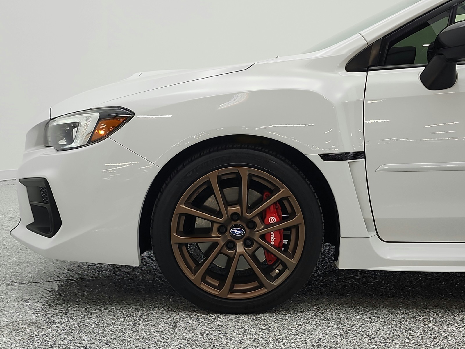 Used 2020 Crystal White Pearl Subaru Premium Manual image 21