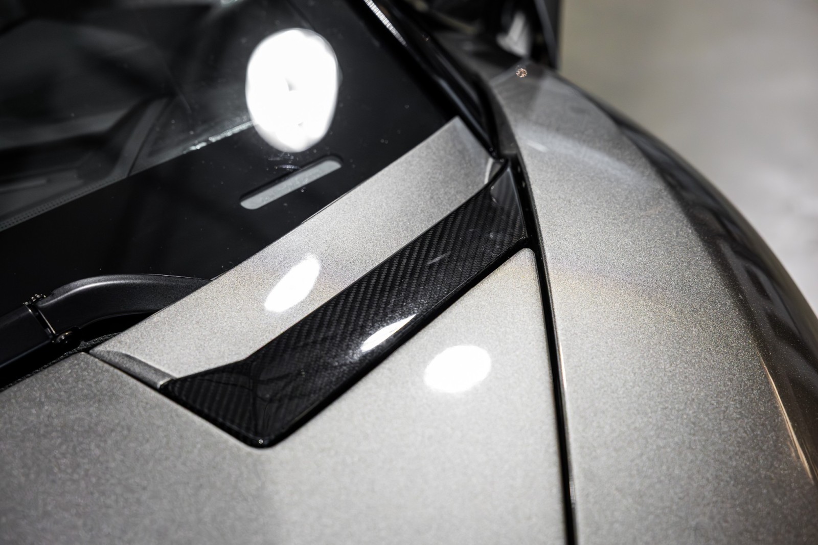 Used Car 2014 Lamborghini Aventador  Roadster - Grigio Antares Metallic - Transparent Engine Bonnet - Sensonum Sound System For Sale Under $440,000 In Boerne, Texas