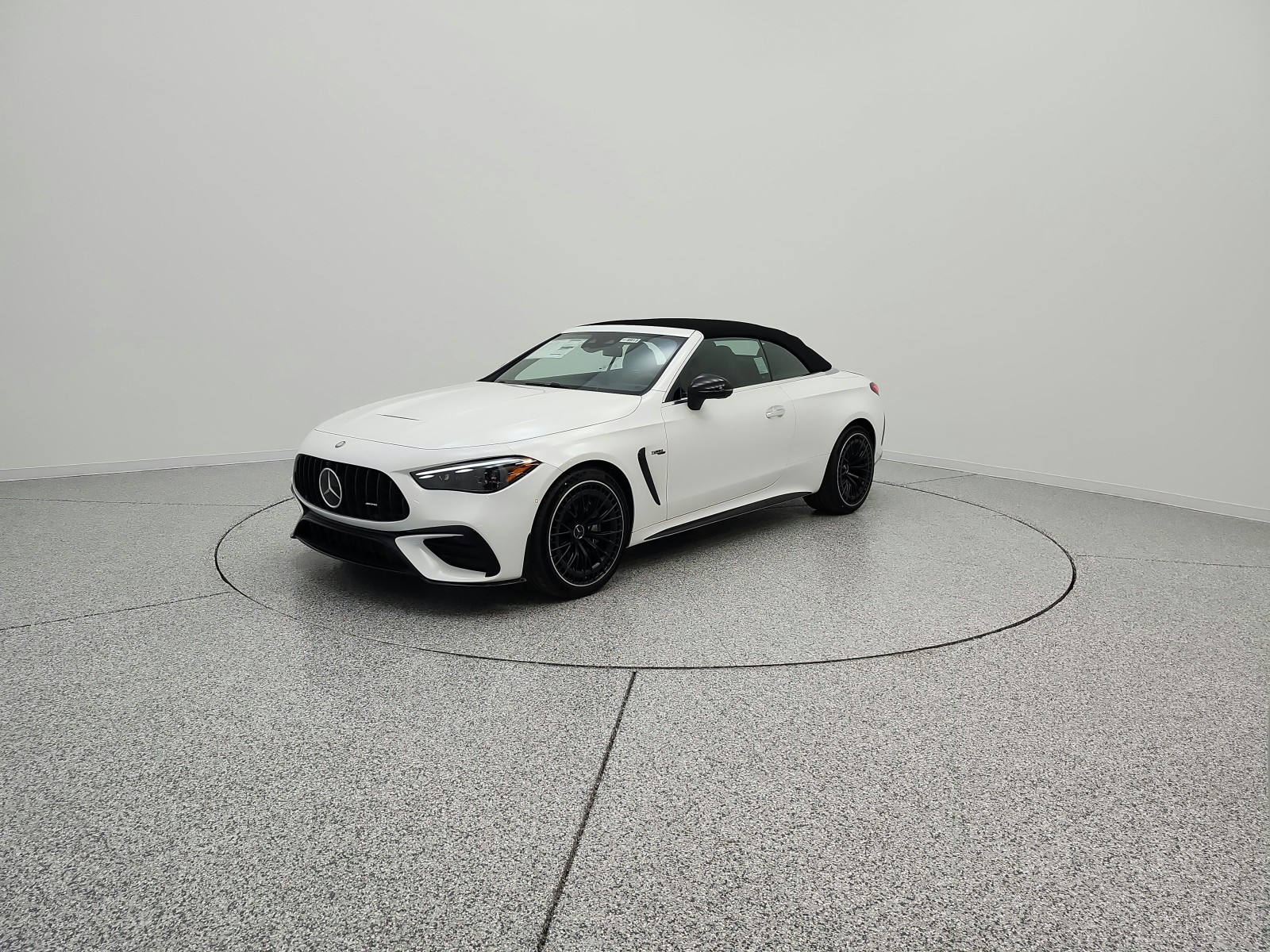 New 2026 MANUFAKTUR Moonlight White Metallic Mercedes-Benz AMG® CLE 53 image 22