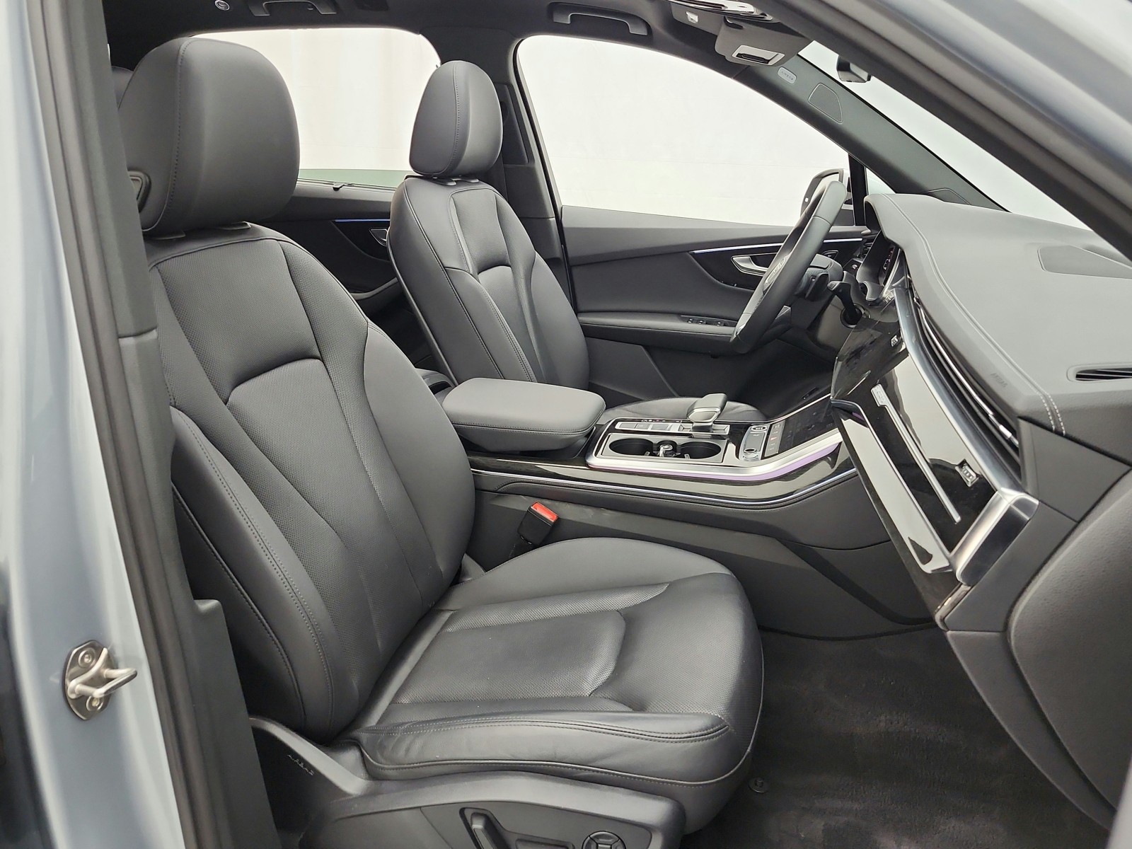 Used 2023 Satellite Silver Metallic Audi Premium Plus 55 TFSI quattro image 22