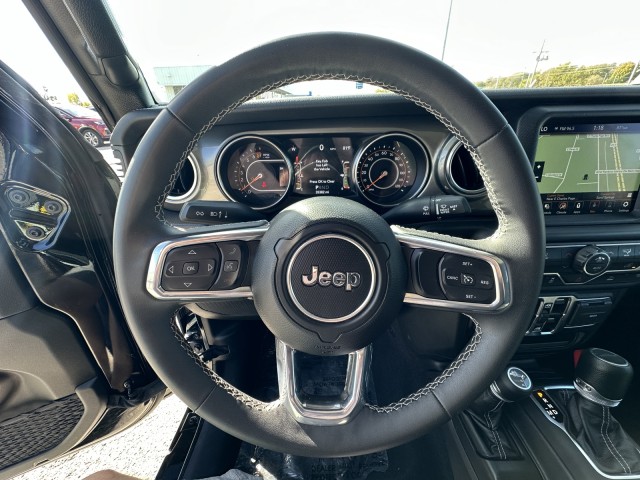 2023 Jeep Gladiator Overland 22