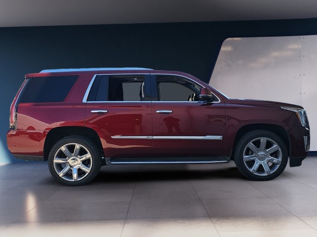 2018 Cadillac Escalade Luxury 6