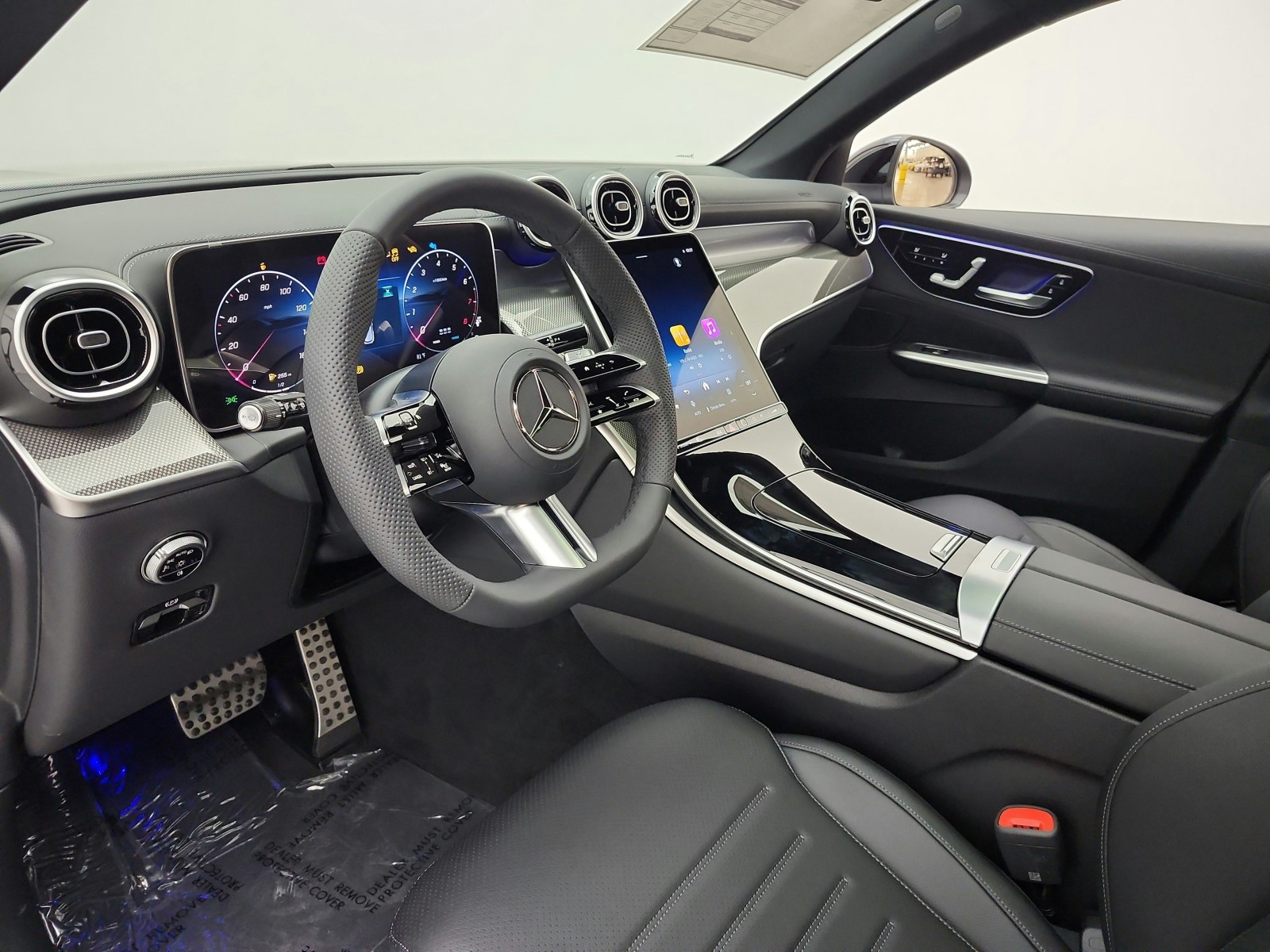 New 2027 Black Mercedes-Benz GLC 300 SUV image 10