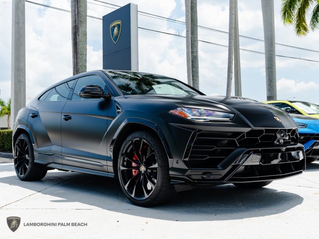 2021 Lamborghini Urus  in , 