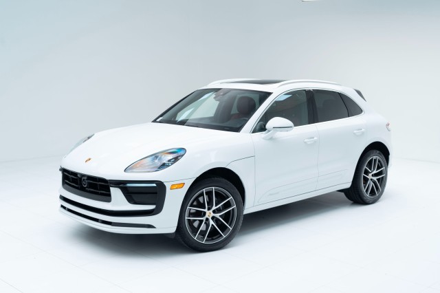 2025  Macan  in , 