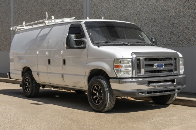 2012 Ford Econoline Cargo Van Commercial 6