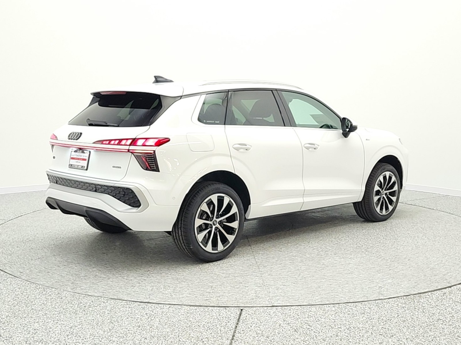 New 2026 Arkona White Audi S line quattro image 5