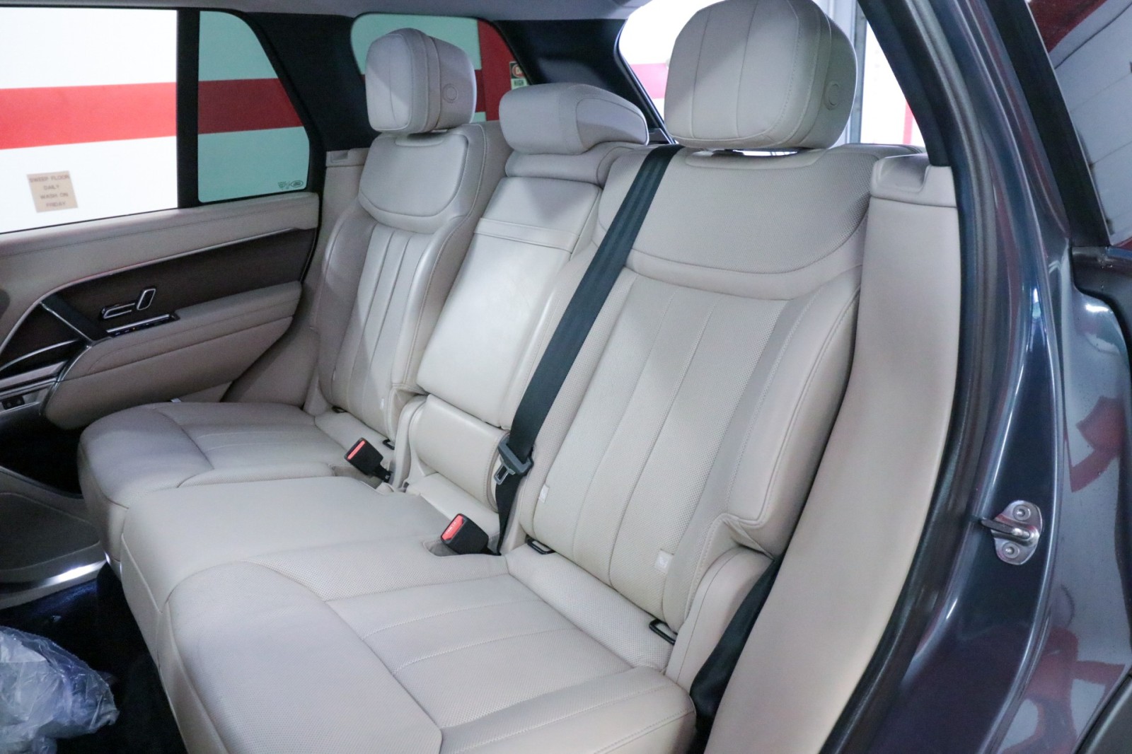 Used Car 2024 Land Rover Range Rover  Se For Sale Under $90,000 In Austin, Texas