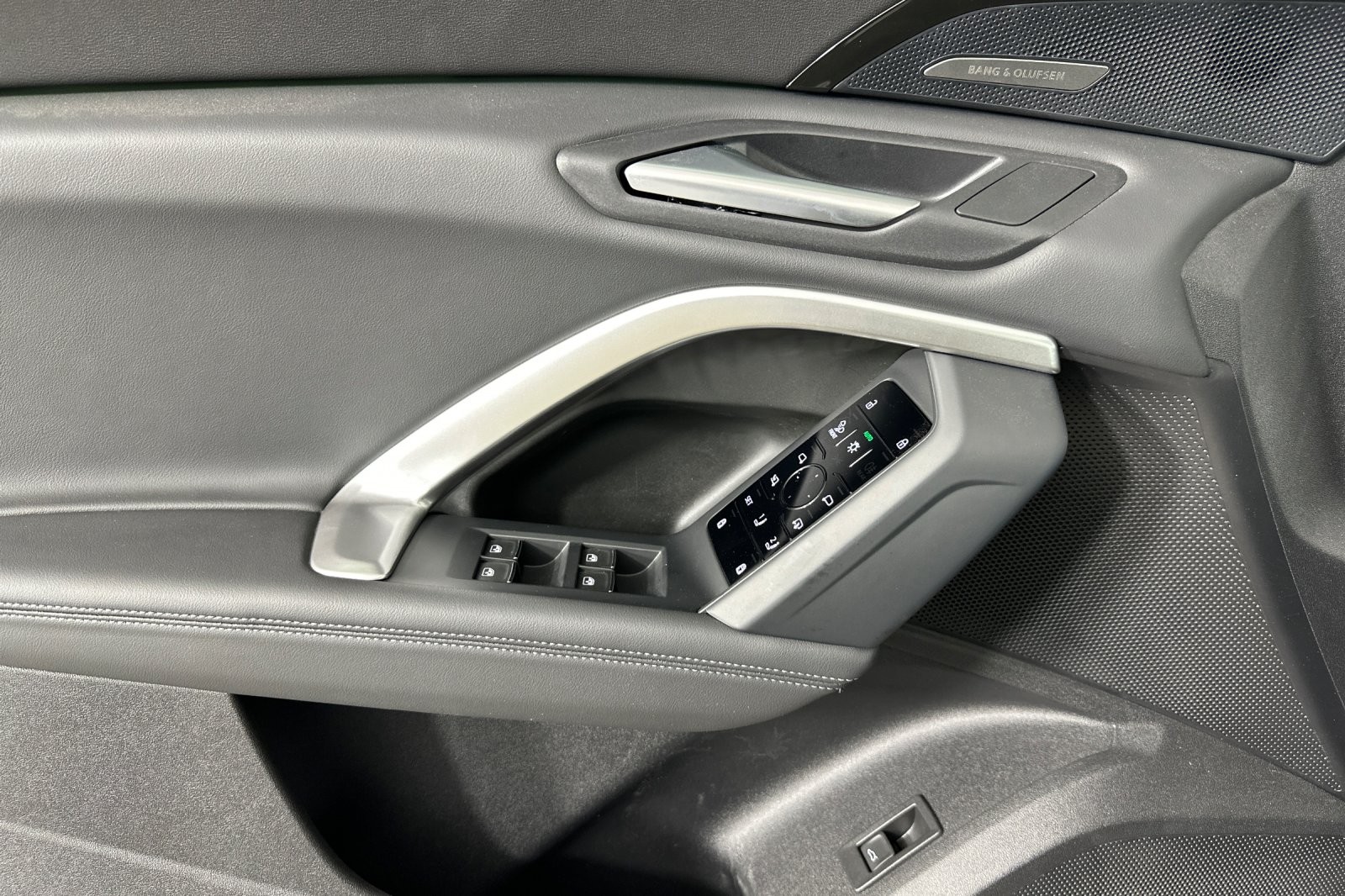 New 2025 Tambora Gray Metallic Audi Premium Plus 2.0 TFSI quattro image 10