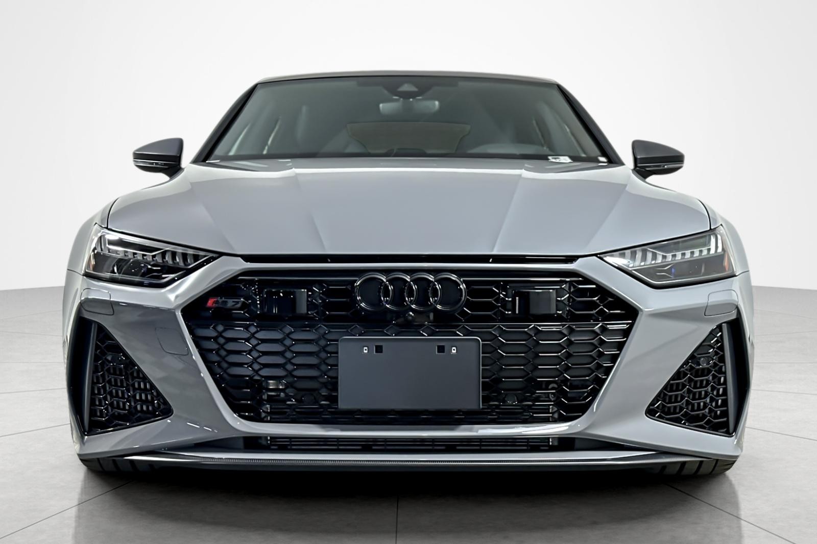 New 2026 Nardo Gray Audi performance 4.0 TFSI quattro image 8