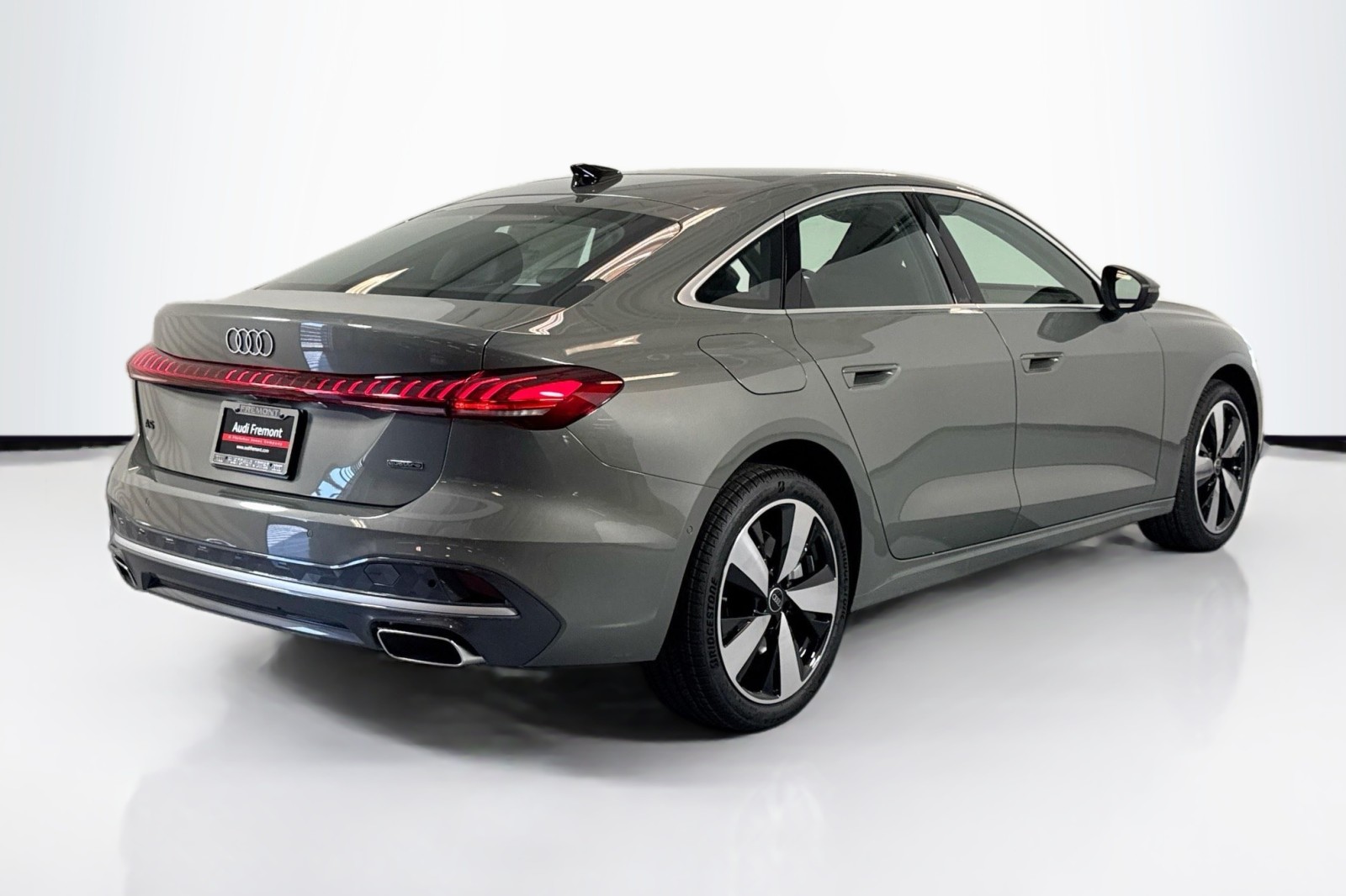 New 2025 Chronos Gray Metallic Audi Premium Plus 2.0 TFSI quattro image 5