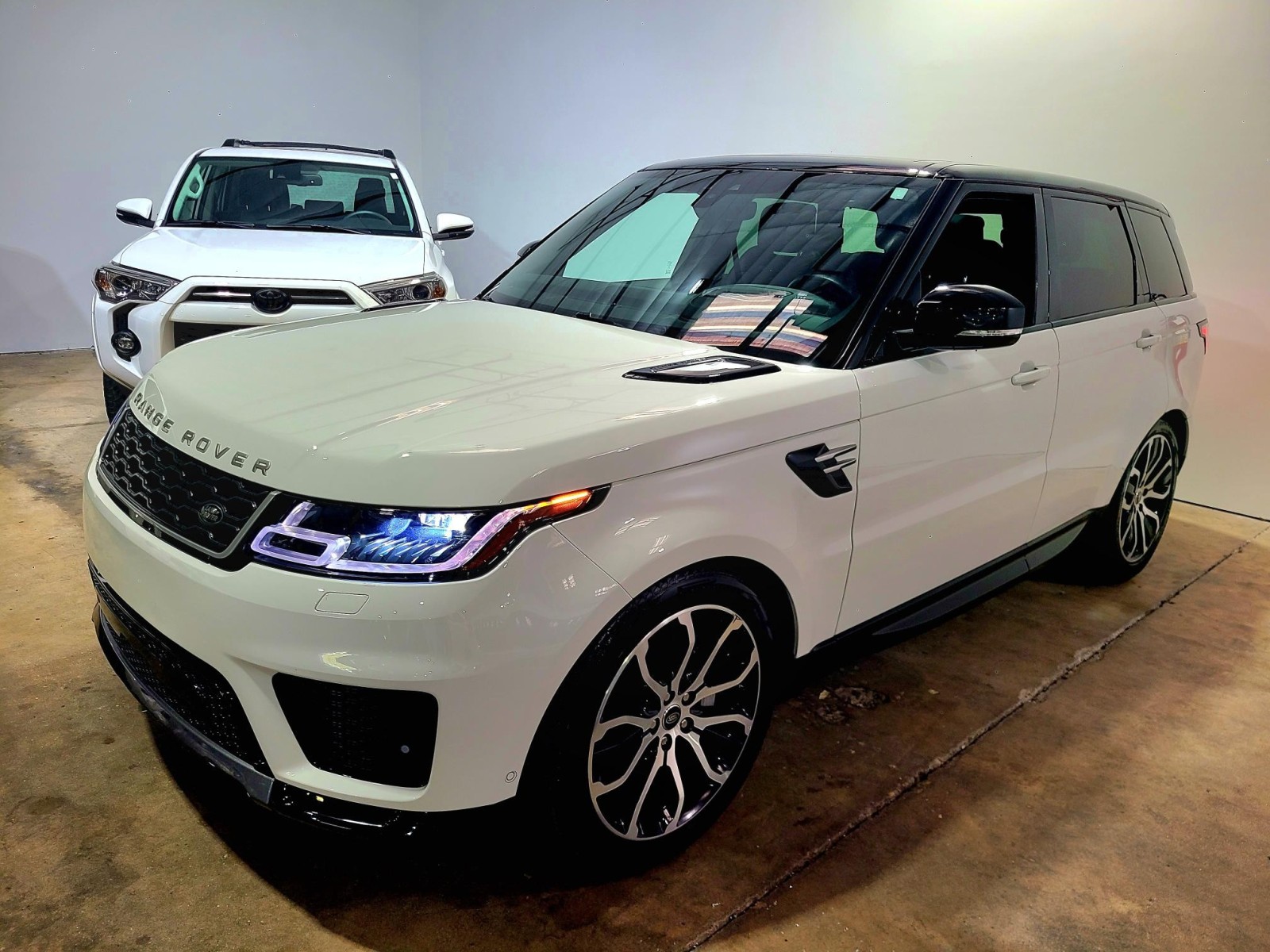 Used Car 2019 Land Rover Range Rover Sport  Hse For Sale Under $30,000 In Austin, Texas