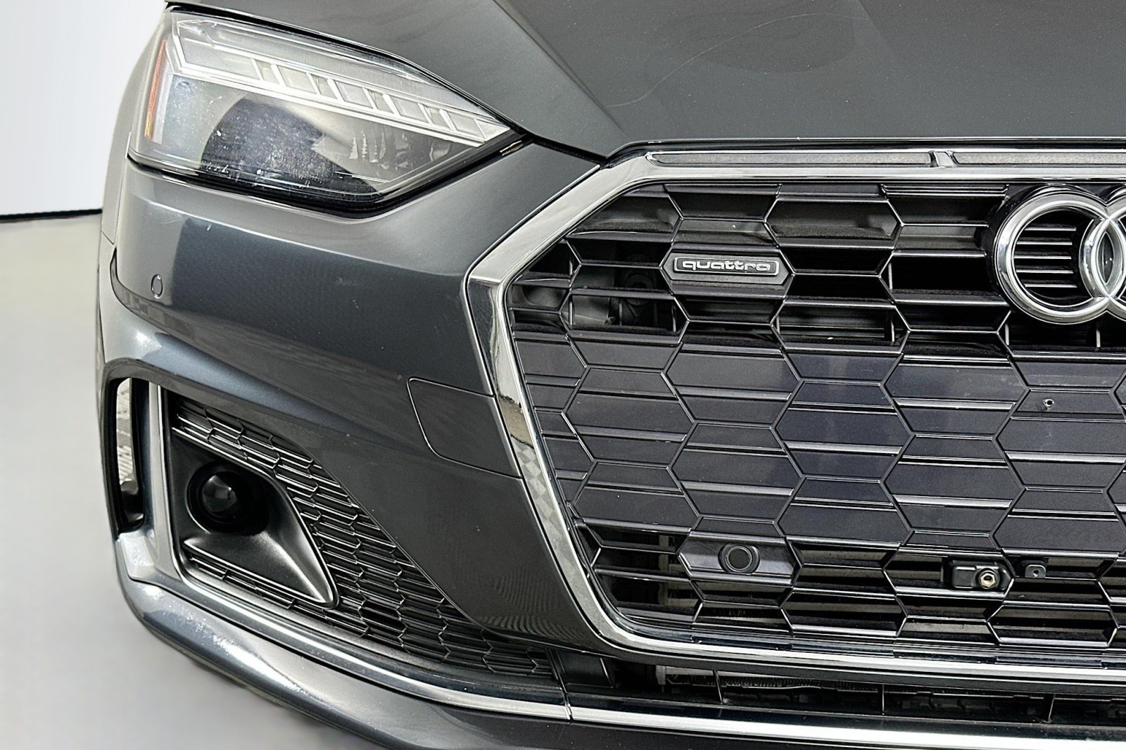 Used 2023 Manhattan Gray Metallic Audi Premium image 16