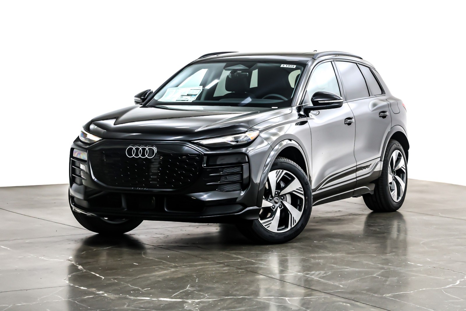 2025 Audi Q6 e-tron Premium quattro