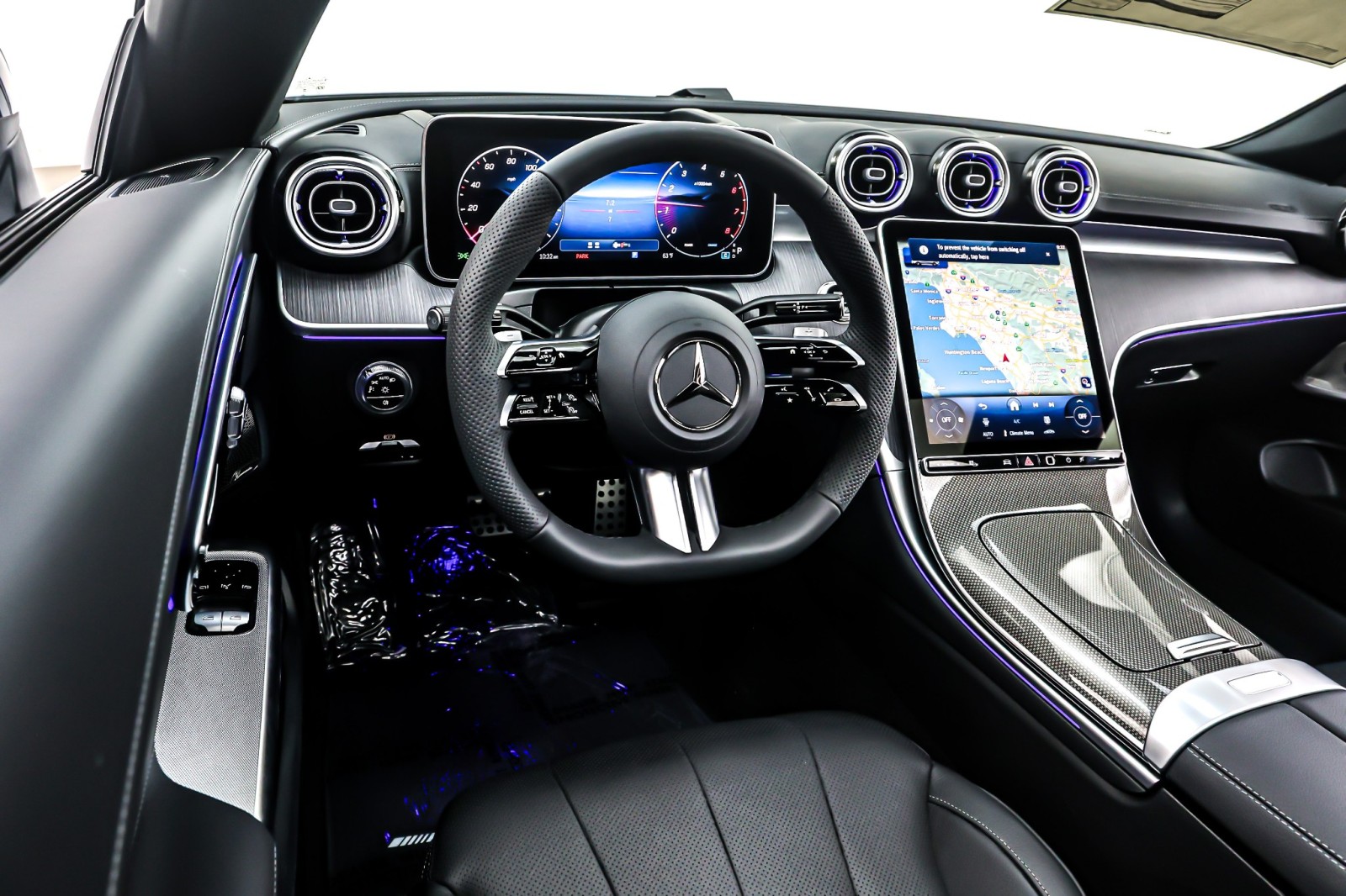 New 2026 MANUFAKTUR Alpine Grey Metallic Mercedes-Benz CLE 450 image 4