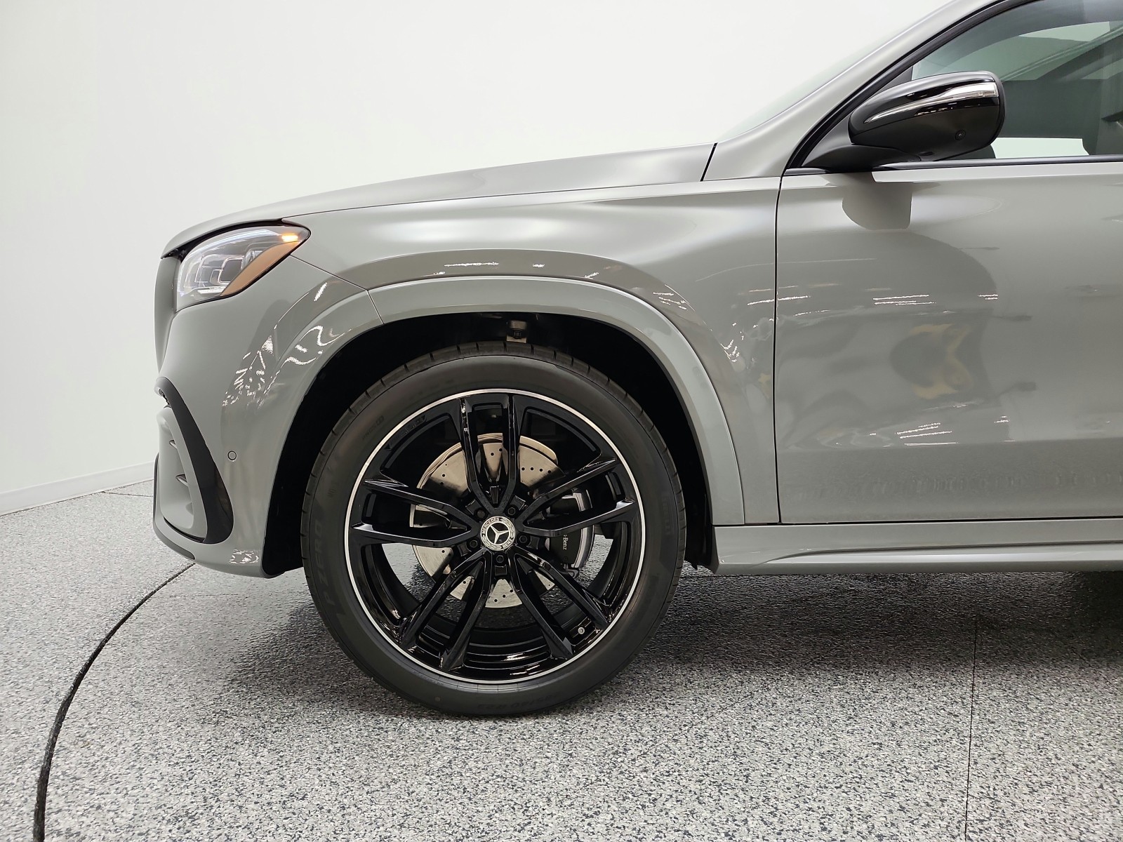 New 2026 MANUFAKTUR Alpine Grey Mercedes-Benz GLS 450 4MATIC® SUV image 15