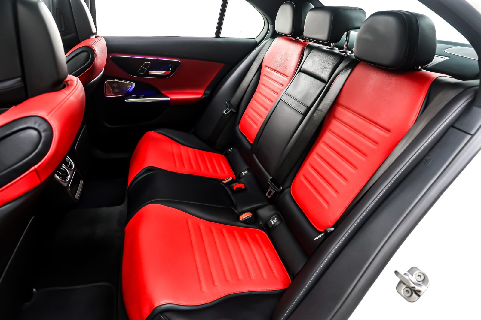 New 2026 Polar White Mercedes-Benz C 300 Sedan image 8