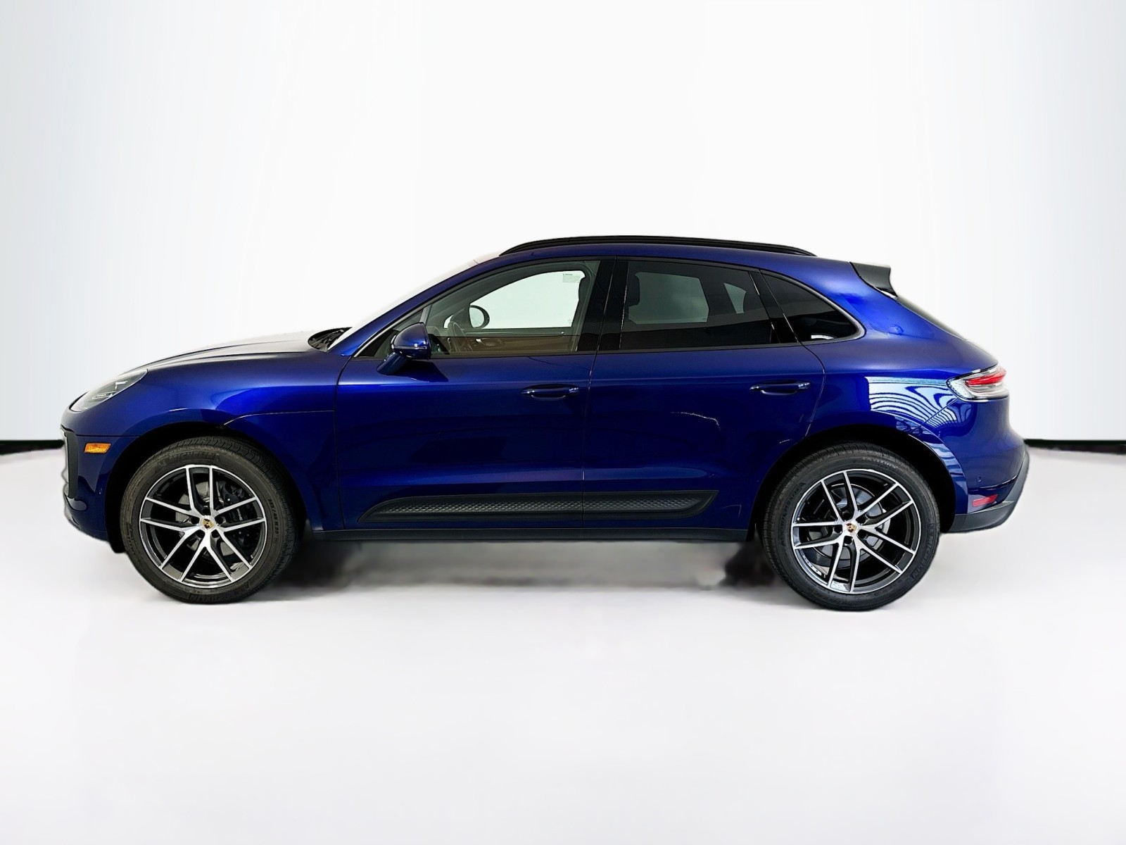 2024 Porsche Macan  8