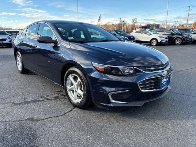 2018 Chevrolet Malibu LS 2