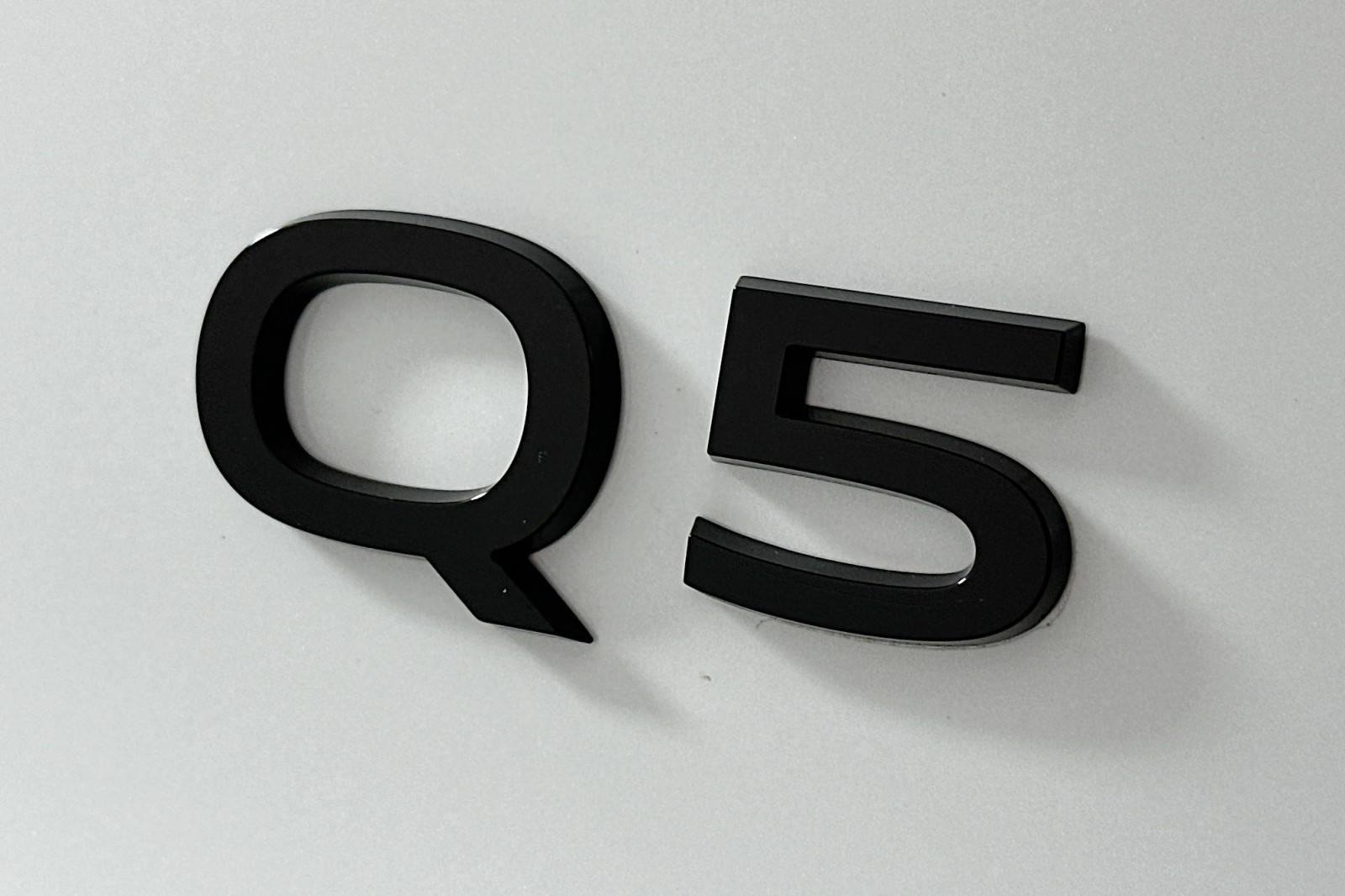 New 2025 Glacier White Metallic Audi Premium Plus image 10