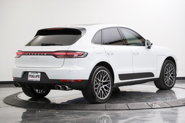 2021 Porsche Macan S 5