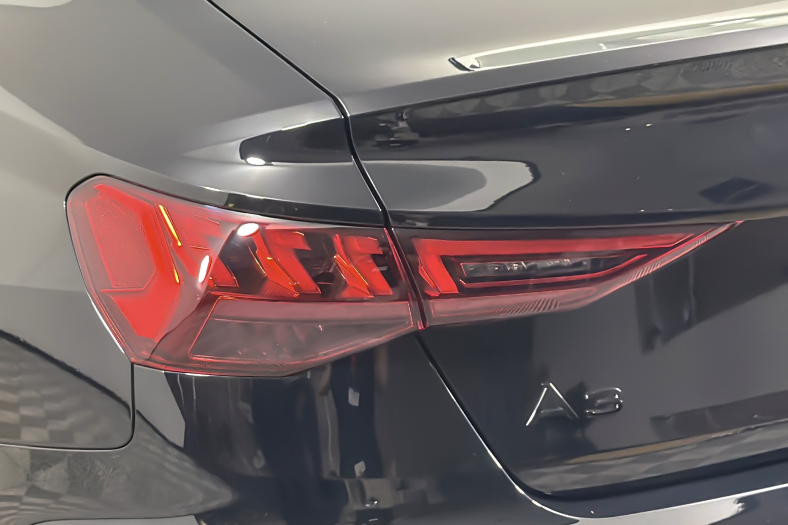 Used 2024 Brilliant Black Audi Premium Plus 40 TFSI quattro image 25