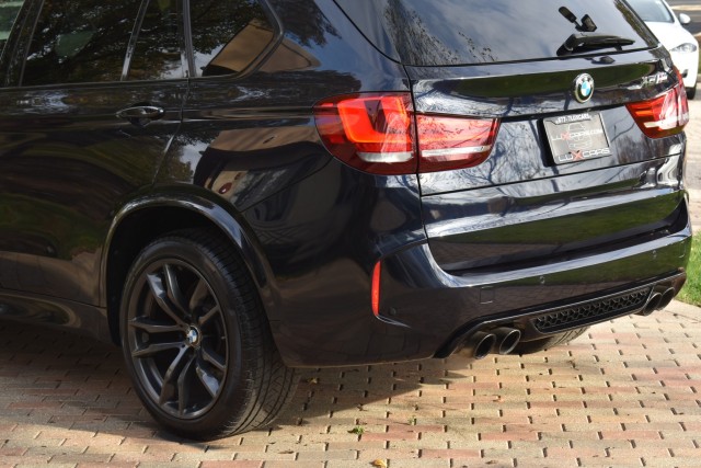 2015 BMW X5 M Executive Pkg. Driver Assist Plus Bang & Olufsen Sound Park Assist MSRP $112,695 10