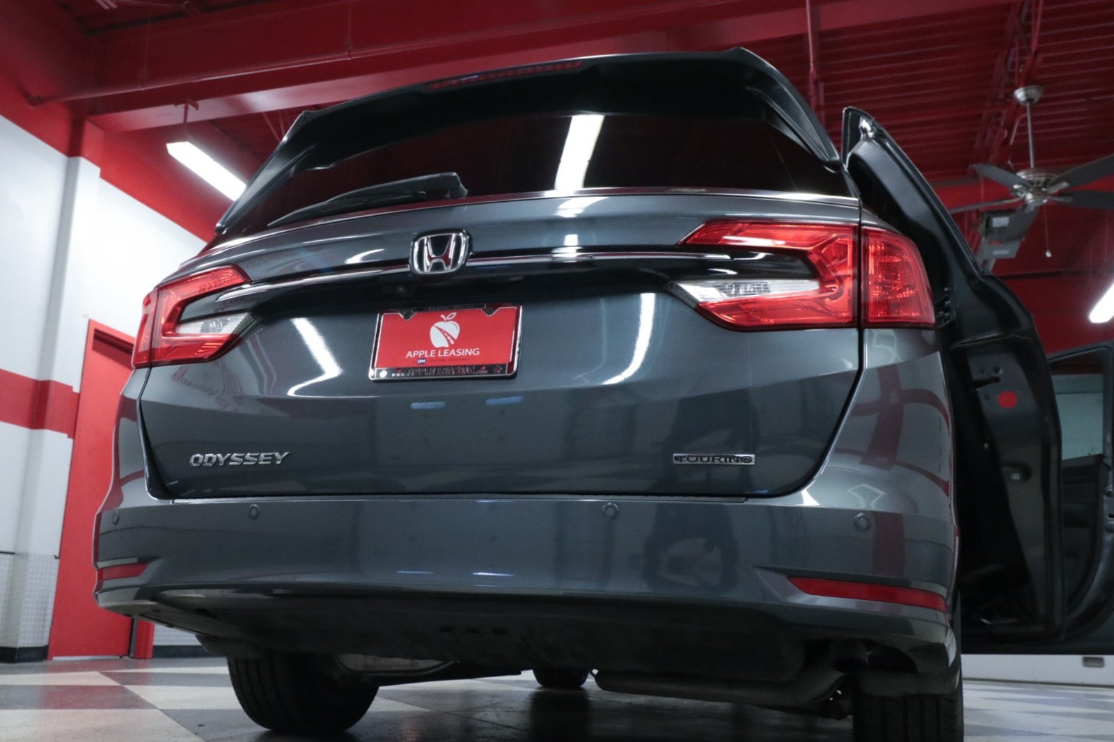 Used Car 2022 Honda Odyssey  Touring For Sale Under $30,000 In Austin, Texas