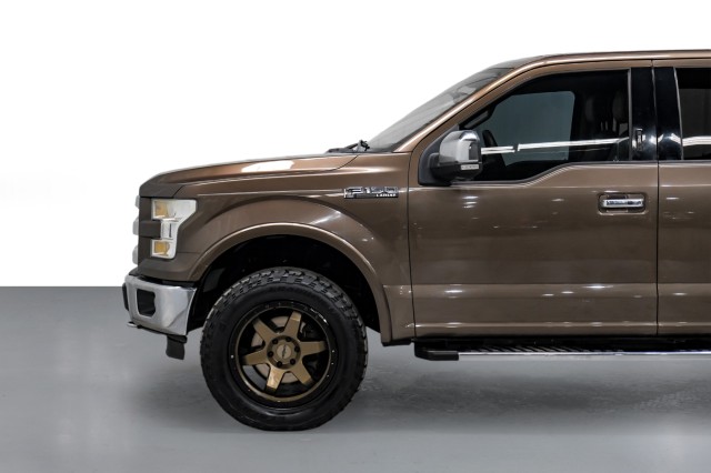 2015 Ford F-150 Lariat 10