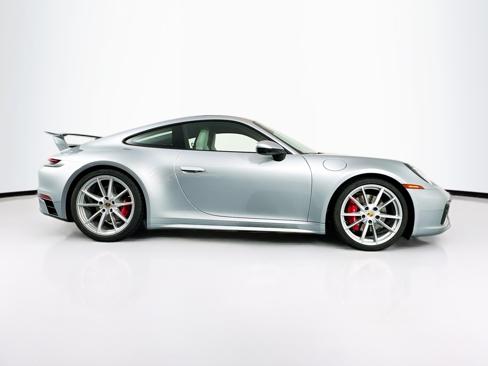 2020 Porsche 911 Carrera S 4