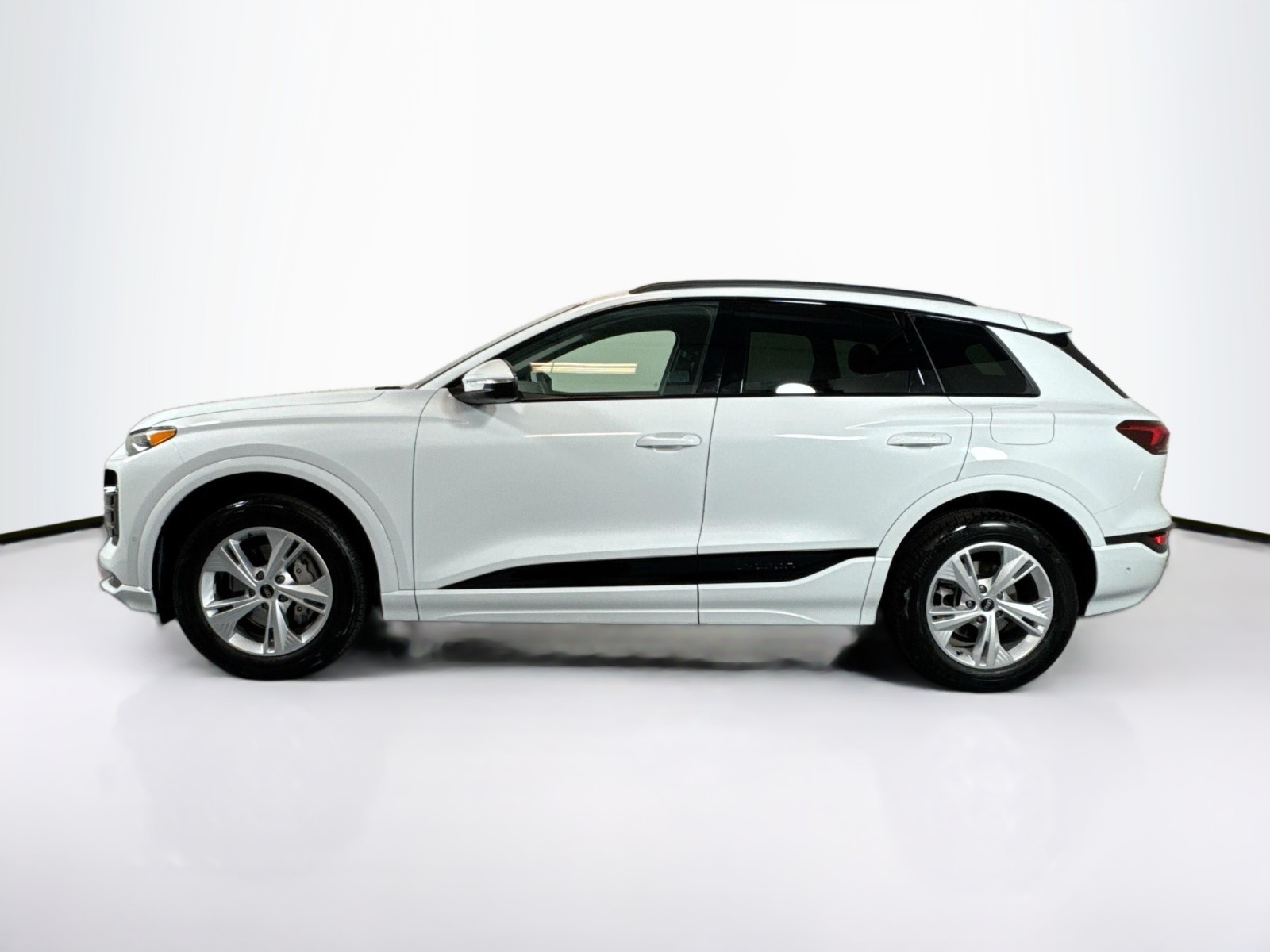 Used 2025 Glacier White Metallic Audi Premium image 7