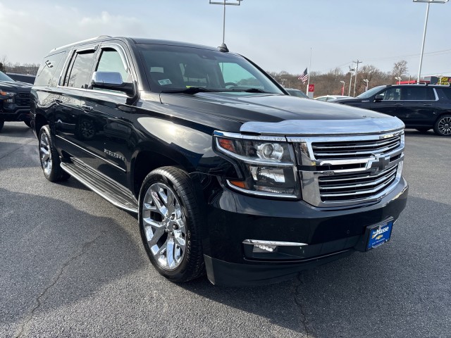 2017 Chevrolet Suburban Premier 2