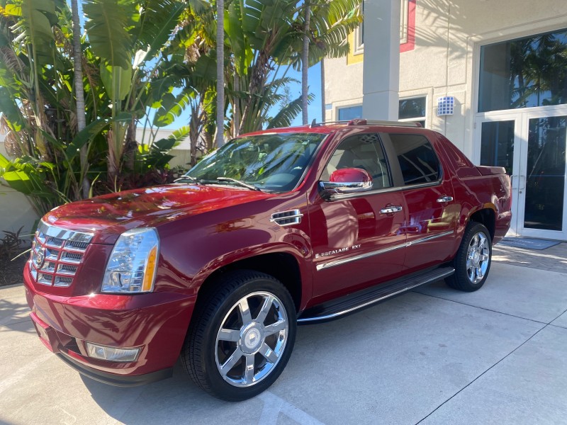 2007 Cadillac Escalade EXT LOW MILES 13,852 1 OWNER 4WD in , 