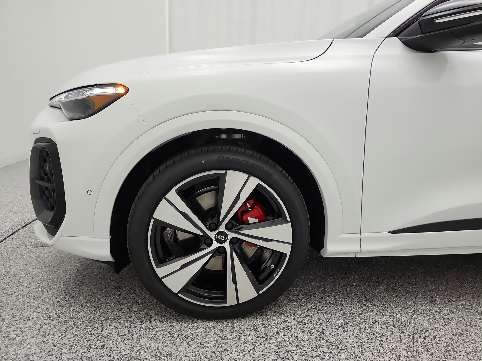 New 2026 Arkona White Audi Premium Plus 3.0 TFSI quattro image 13